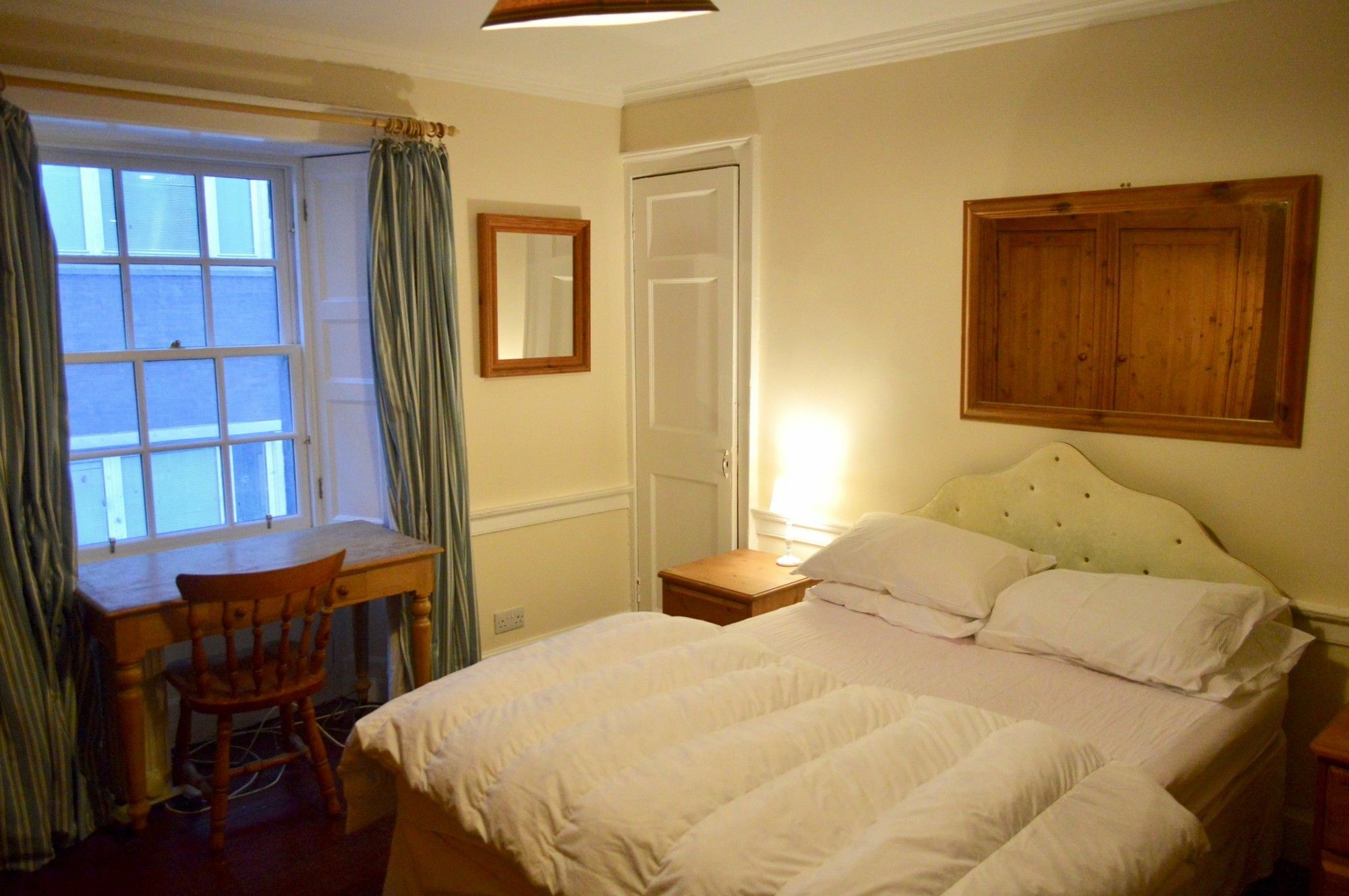 Central 1 Bedroom Apartment Sleeps 2 EDI Exterior photo